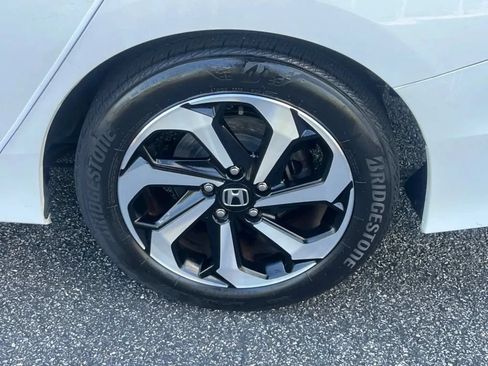 Used 2017 Honda Accord EX-L image 38