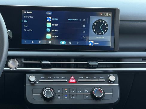 New 2026 Hyundai Tucson SE FWD image 14