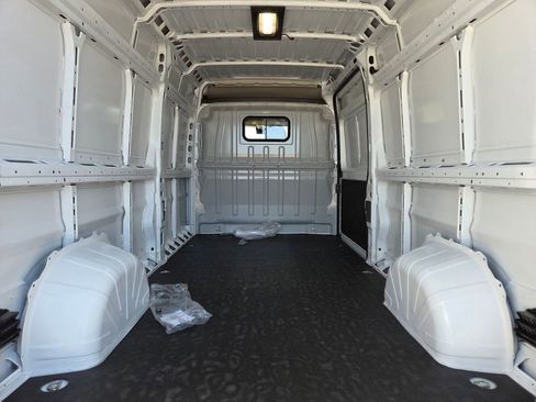 New 2026 RAM ProMaster 2500 w/ Convenience Group FWD image 10