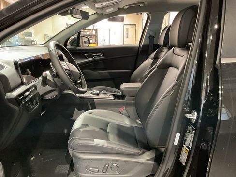 New 2026 Kia Sportage EX image 9
