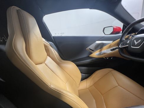 Used 2023 Chevrolet Corvette Stingray Preferred Cpe w/ Chrome Exterior Badge Package RWD image 15