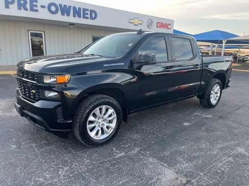Used 2022 Chevrolet Silverado 1500 Custom AWD/4WD image 1