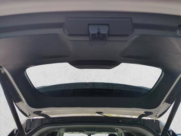 Used 2022 Ford Explorer Limited RWD image 11