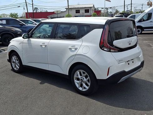 Used 2023 Kia Soul LX w/ Option Group 015 image 6
