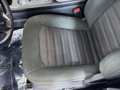 Used 2020 Ford Fusion SE image 19