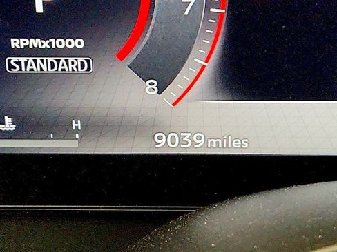 Used 2025 Nissan Kicks SR w/ SR Premium Package AWD/4WD image 16
