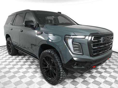 Used 2026 GMC Yukon AT4 Ultimate AWD/4WD image 3