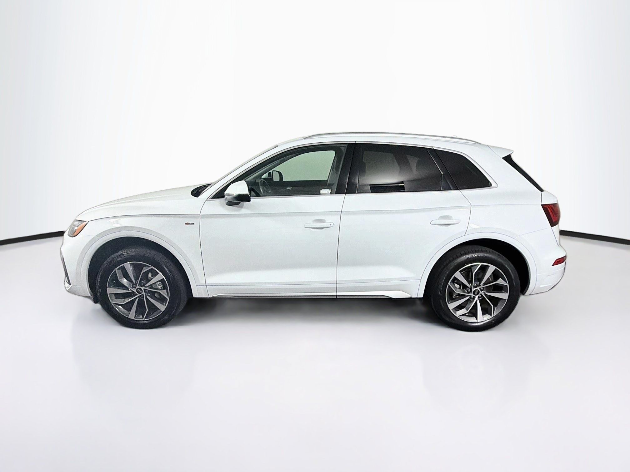 Used 2024 Audi Q5 2.0T Premium Plus AWD/4WD image 4