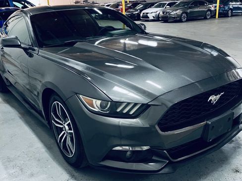 Used 2015 Ford Mustang Premium RWD image 10