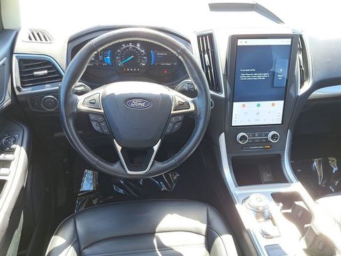 Used 2024 Ford Edge SEL image 15
