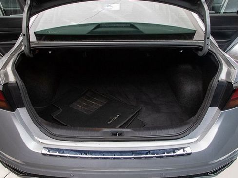 Used 2025 Nissan Altima 2.5 S image 18