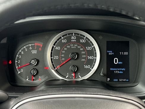 Certified 2022 Toyota Corolla Cross LE image 28