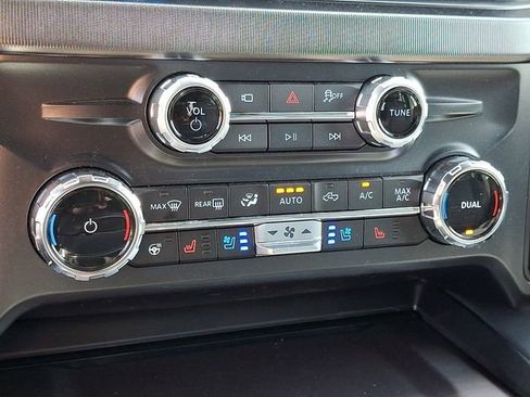 Used 2026 Ford F250 Platinum AWD/4WD image 15
