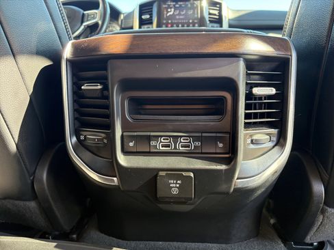 Used 2021 RAM 1500 Laramie image 21