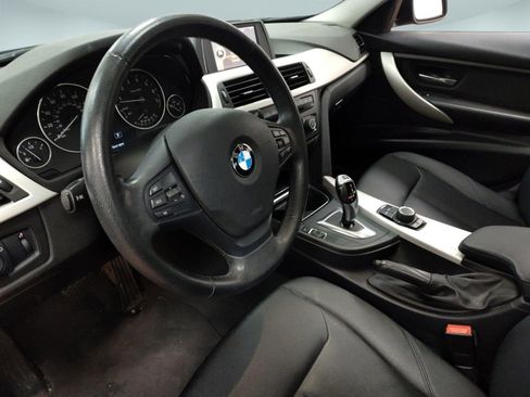 Used 2014 BMW 320i xDrive Sedan image 4