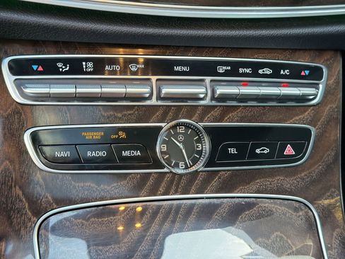 Certified 2019 Mercedes-Benz E 300 image 16
