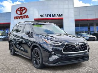Used 2024 Toyota Highlander XLE video 1