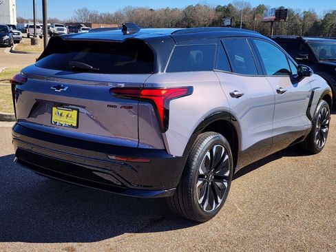 New 2025 Chevrolet Blazer EV RS image 3