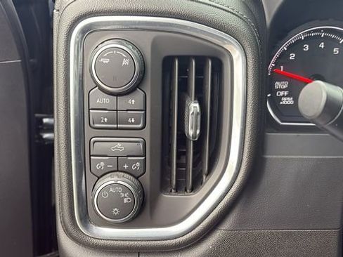 Used 2019 Chevrolet Silverado 1500 LT w/ All-Star Edition image 19