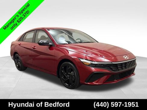 Certified 2026 Hyundai Elantra Sport FWD image 3