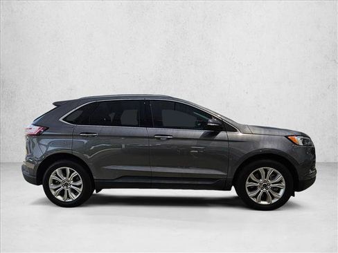 Used 2023 Ford Edge Titanium AWD/4WD image 4