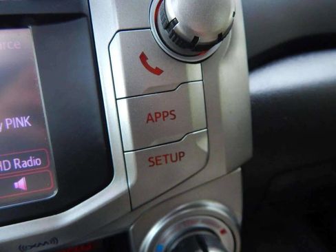 Used 2012 Toyota 4Runner Limited image 30