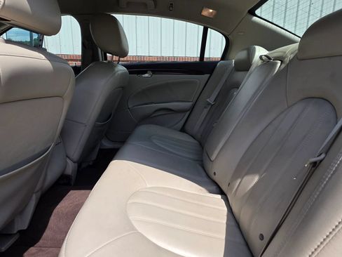 Used 2009 Buick Lucerne CXL w/ Driver Confidence Package FWD image 19