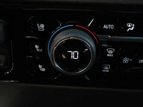 Used 2025 Chevrolet Silverado 1500 LTZ w/ LTZ Convenience Package II image 30