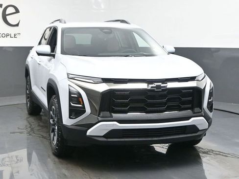 New 2026 Chevrolet Equinox ACTIV w/ Safety and Technology Package image 29