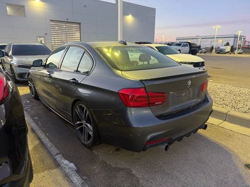 Used 2018 BMW 340i Sedan w/ Executive Package image 2