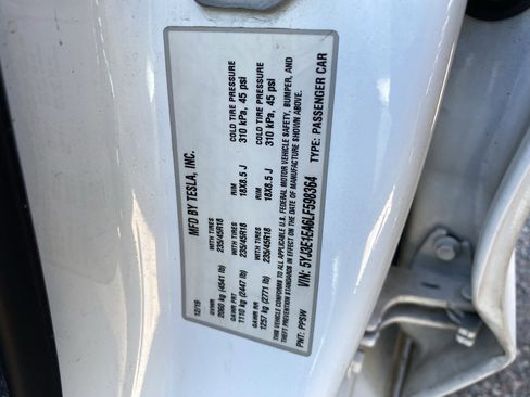 Used 2020 Tesla Model 3 Standard Range Plus image 10