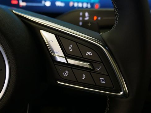 Used 2025 Buick Enclave Sport Touring w/ Power Package image 20