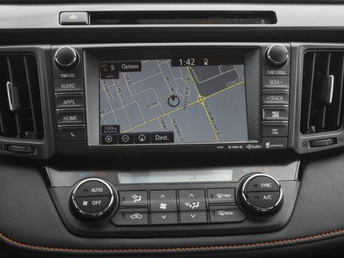 Used 2016 Toyota RAV4 SE FWD image 18