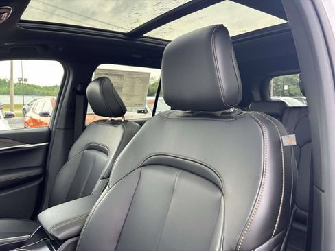 New 2026 Jeep Grand Cherokee Limited AWD/4WD image 16
