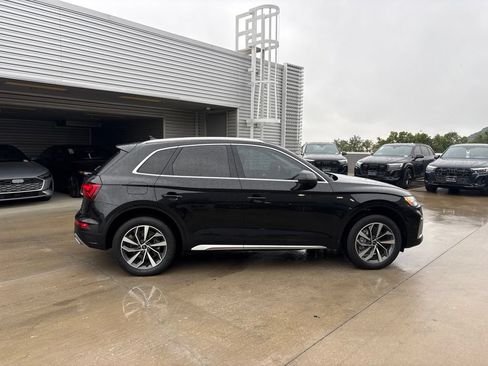 Used 2023 Audi Q5 2.0T Premium Plus w/ Premium Plus Package AWD/4WD image 4