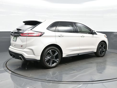 Used 2019 Ford Edge ST w/ Convenience Package image 6