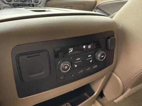 Certified 2018 Chevrolet Tahoe Premier image 31