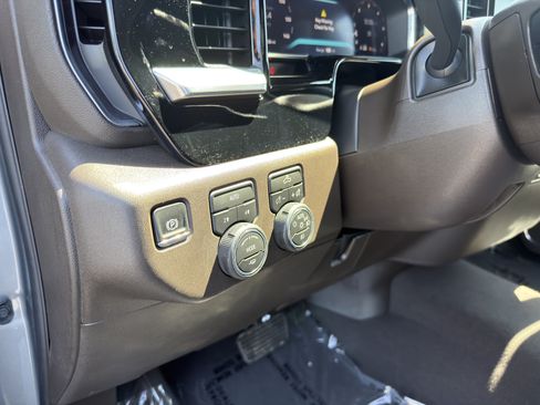 Used 2026 Chevrolet Silverado 1500 RST AWD/4WD image 28
