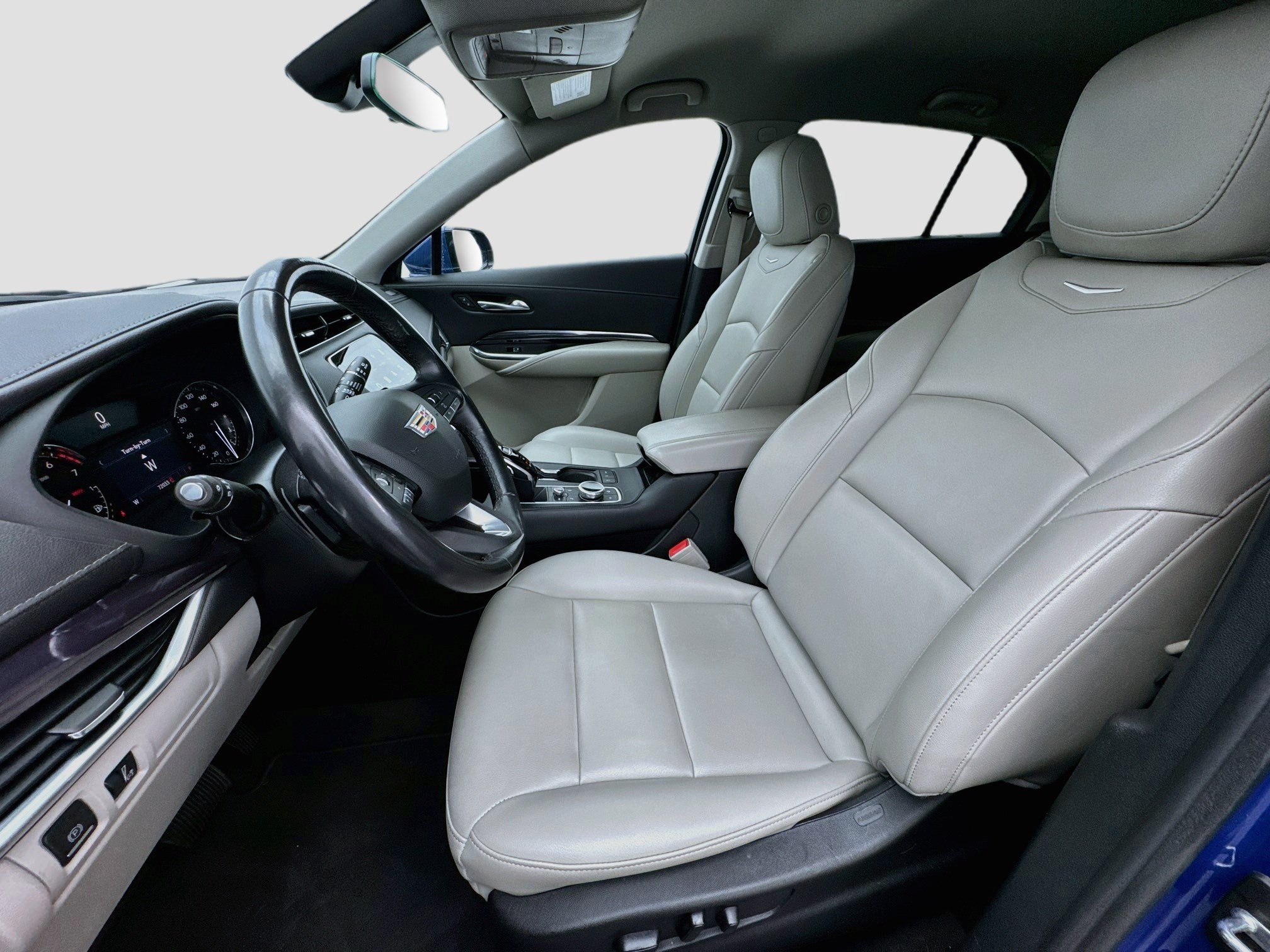 Used 2022 Cadillac XT4 Luxury w/ Driver Awareness Package FWD image 13
