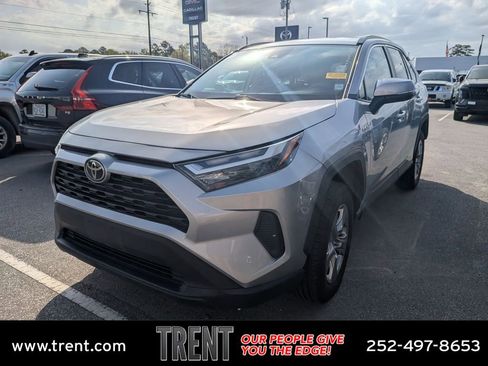 Used 2024 Toyota RAV4 XLE image 1