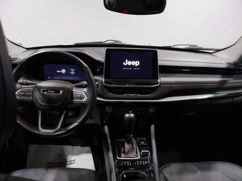 Used 2022 Jeep Compass Trailhawk w/ Trailhawk Elite Group AWD/4WD image 18