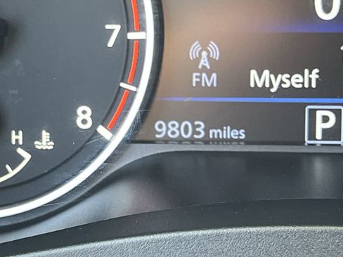 Used 2023 Nissan Altima 2.5 SR w/ SR Premium Package FWD image 11