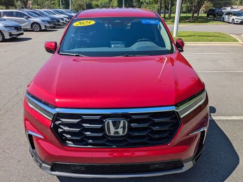 Certified 2025 Honda Pilot EX-L image 4