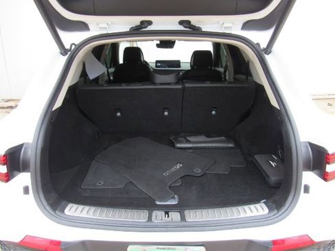 Used 2022 Genesis GV70 2.5T image 26