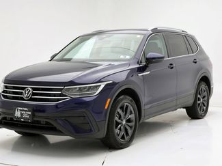 Used 2022 Volkswagen Tiguan SE w/ Panoramic Sunroof Package video 2
