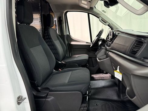 Used 2024 Ford Transit 250 Low Roof w/ Exterior Upgrade Package image 24