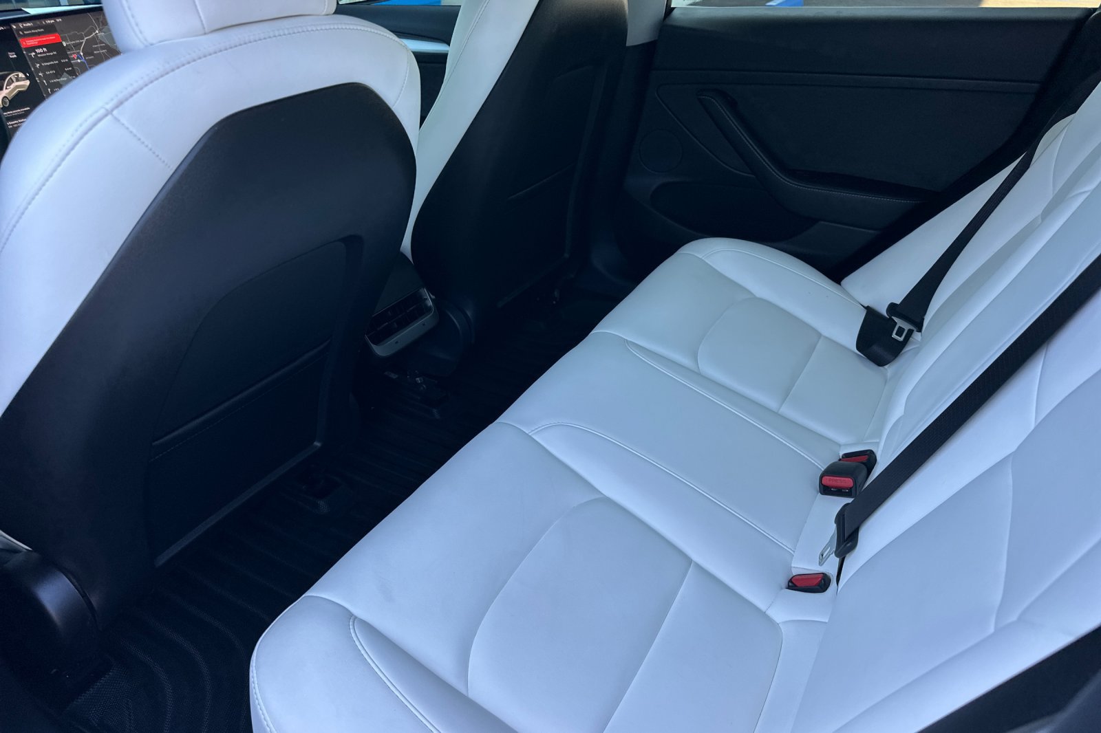 Used 2021 Tesla Model 3 Standard Range Plus RWD image 14