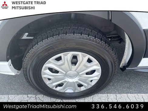 Used 2023 Ford Transit 350 XLT image 4