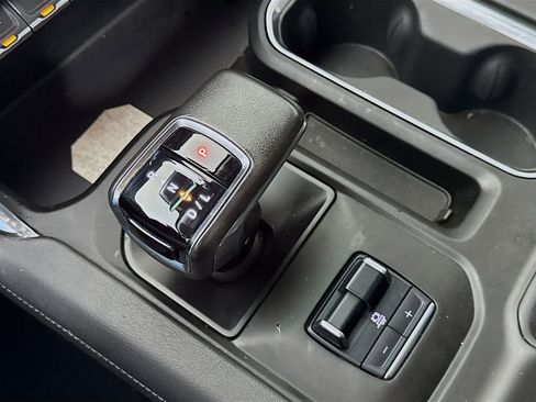 Used 2022 GMC Sierra 1500 Denali w/ Denali Reserve Package image 19