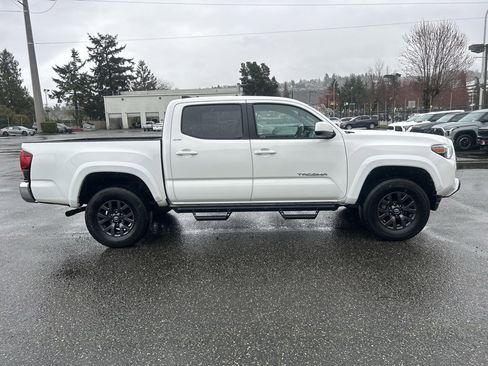 Certified 2023 Toyota Tacoma SR5 image 4